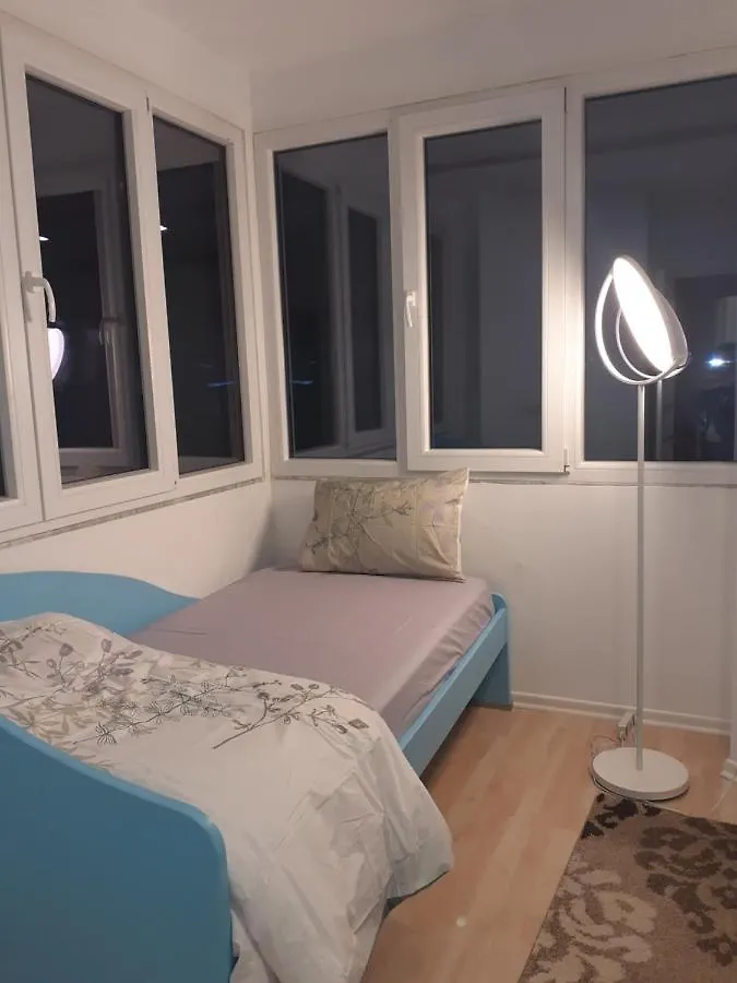 Lake View Apartment Tirana