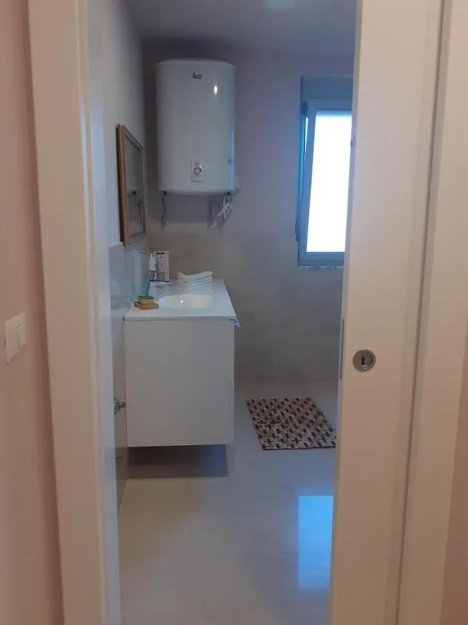 Lake View Apartment Tirana Albanie